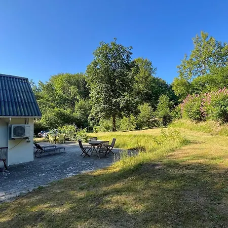 2 Bedroom Pet Friendly In Vakantiehuis